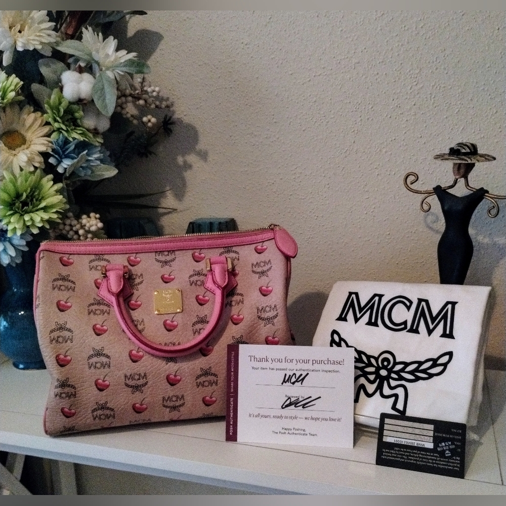 MCM Boston Bag With 2 COA'S, Dustbag & Matching Card Case Wallet... VERY RARE!!! - Picture 12 of 16